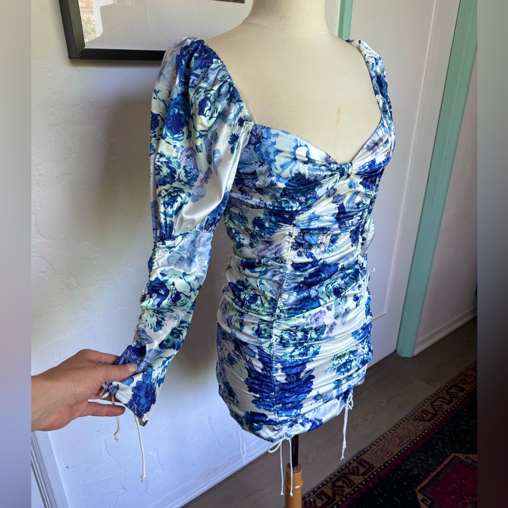 For love and lemons floral blue mini dress size medium